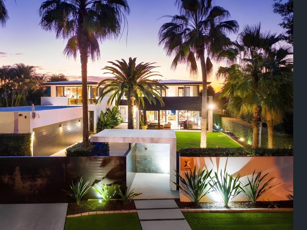 Gold Coast trophy home going under the hammer [Video]