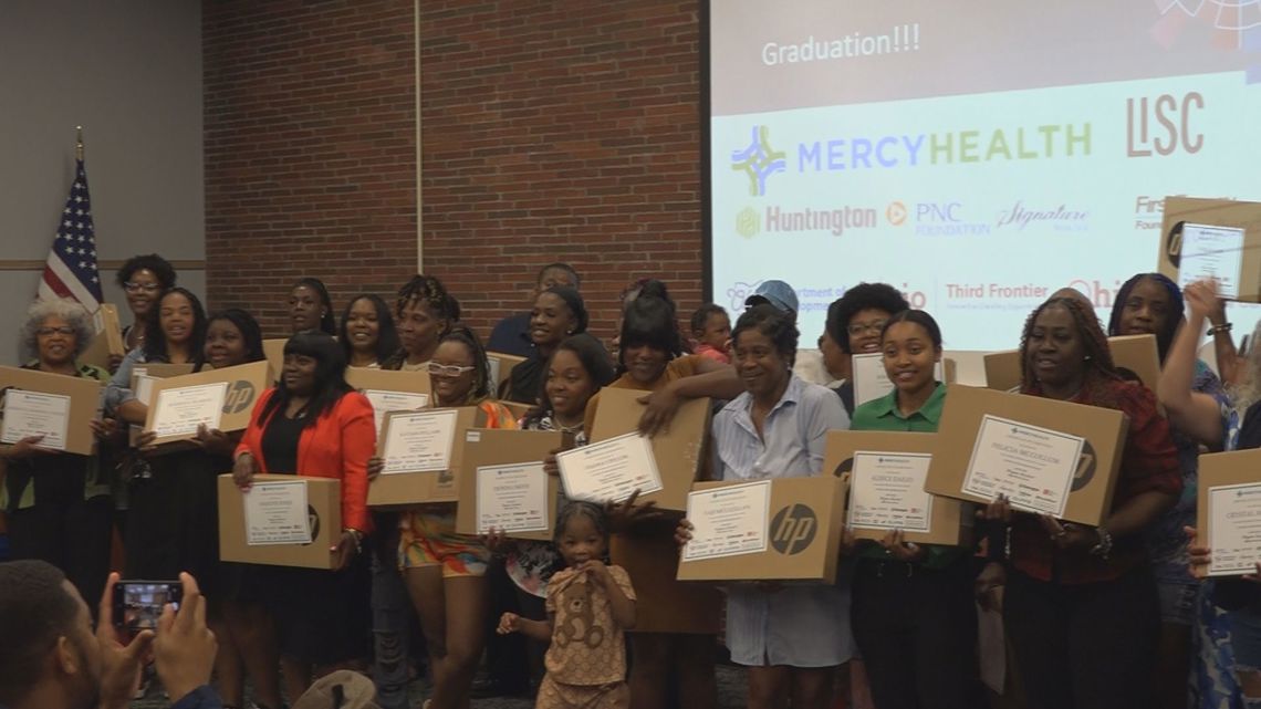 Mercy Health celebrates graduating entrepreneurs [Video]