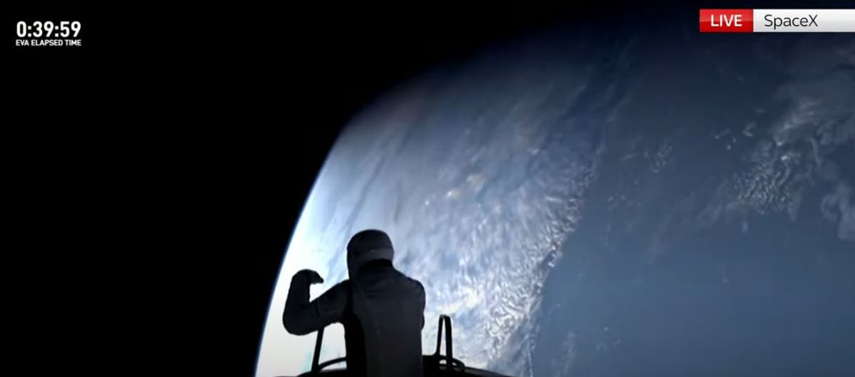 SpaceX Polaris Dawn LIVE: Billionaire Jared Isaacman completes first privately-funded spacewalk [Video]