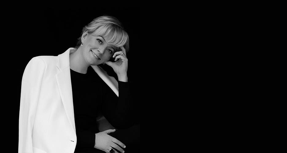 Hire Jo Malone | Speaker Agent Contact Details [Video]