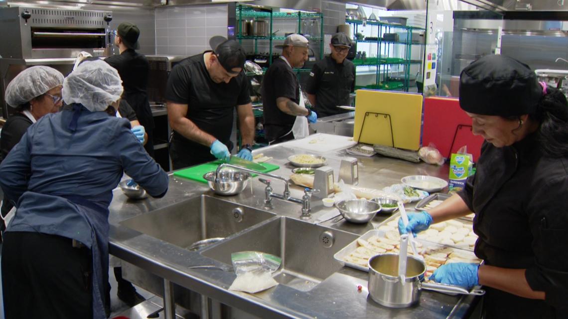 Denver program gives Latinos culinary, entrepreneurship tools [Video]