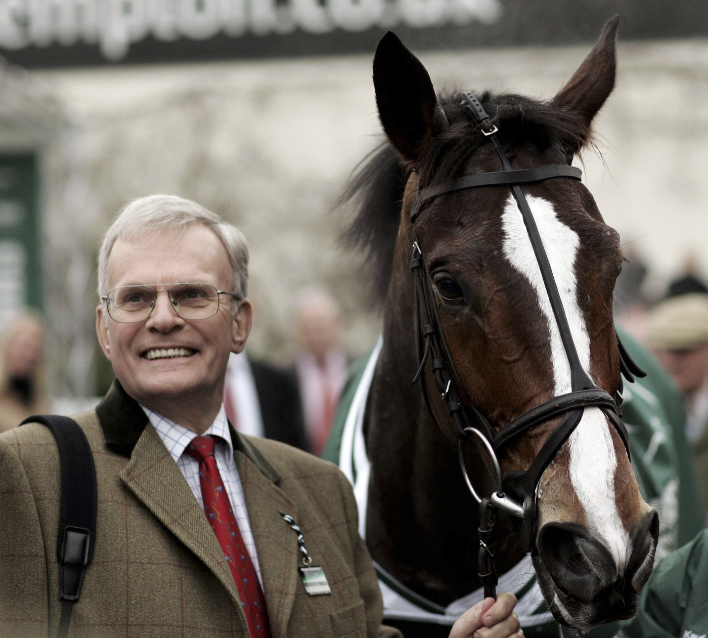 Racehorse owner Clive Smith obituary [Video]