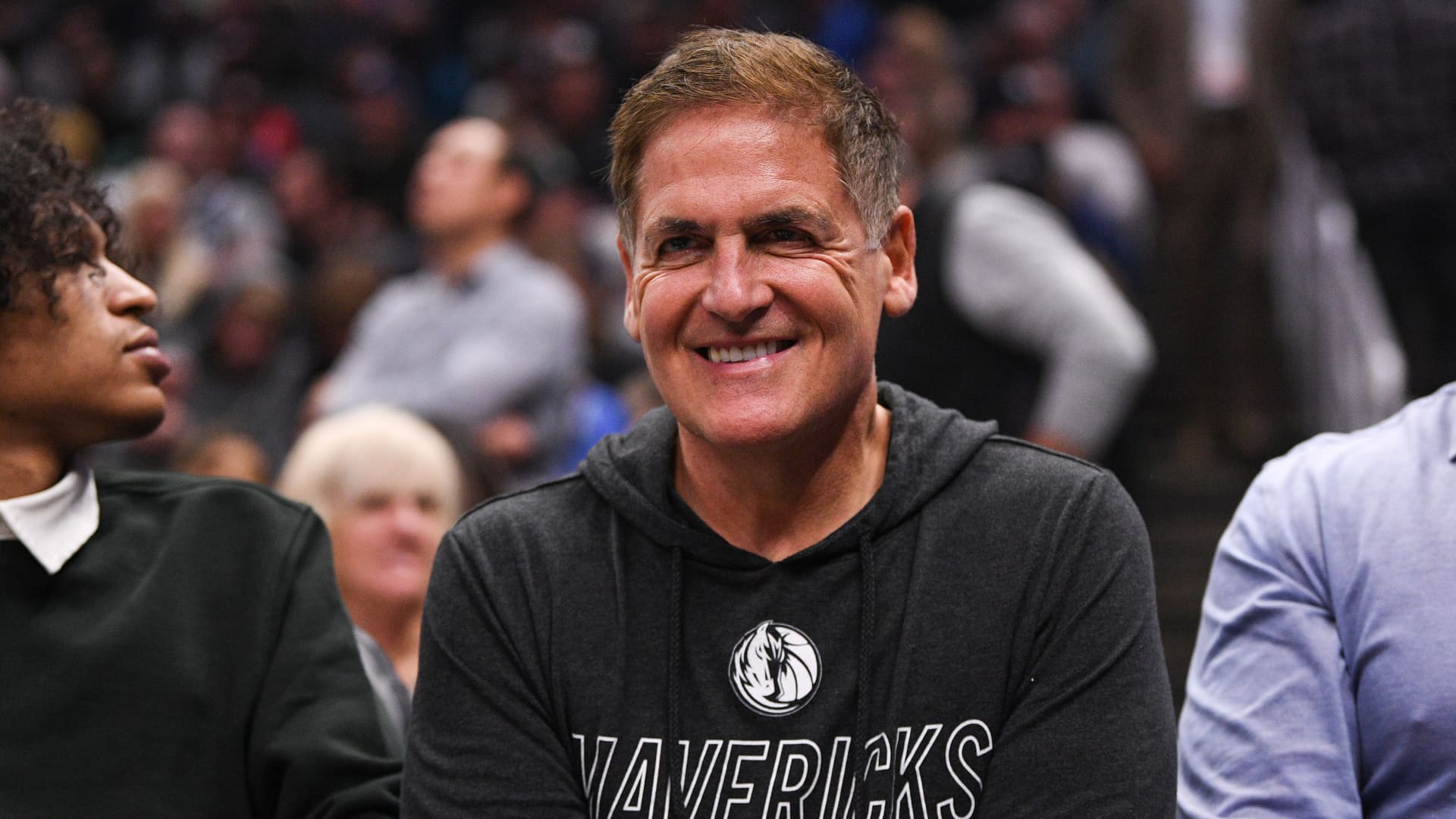 Mark Cuban’s top career advice for young people: ‘Get paid to learn’ [Video]